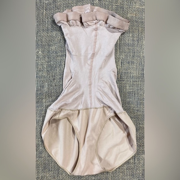SPANX Other - Spanx Shapewear Size C By Sara Blakey See pictures for measurements